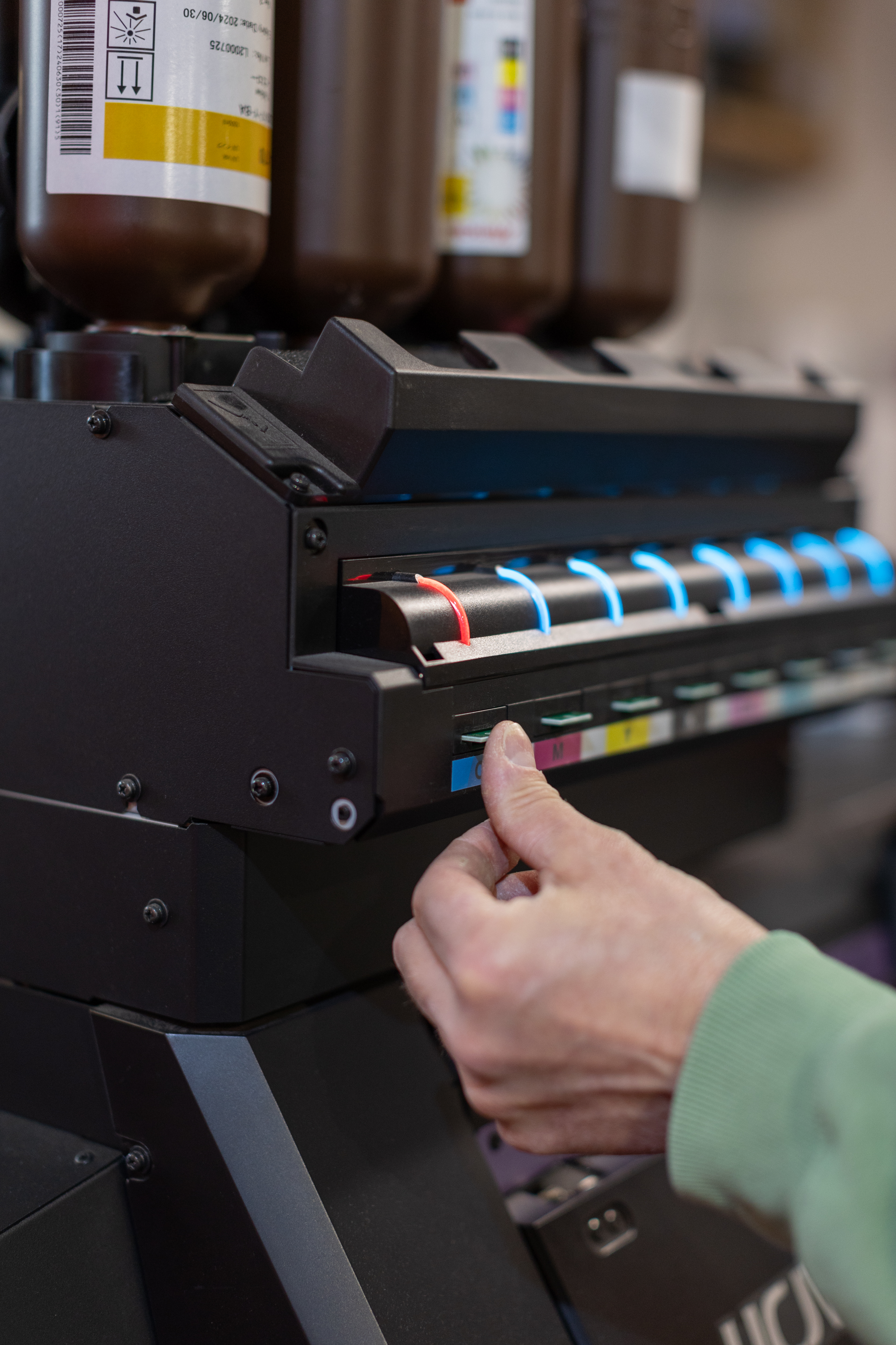 images/Leistungen/Fauss-UVDrucker2.jpg#joomlaImage://local-images/Leistungen/Fauss-UVDrucker2.jpg?width=3333&height=5000