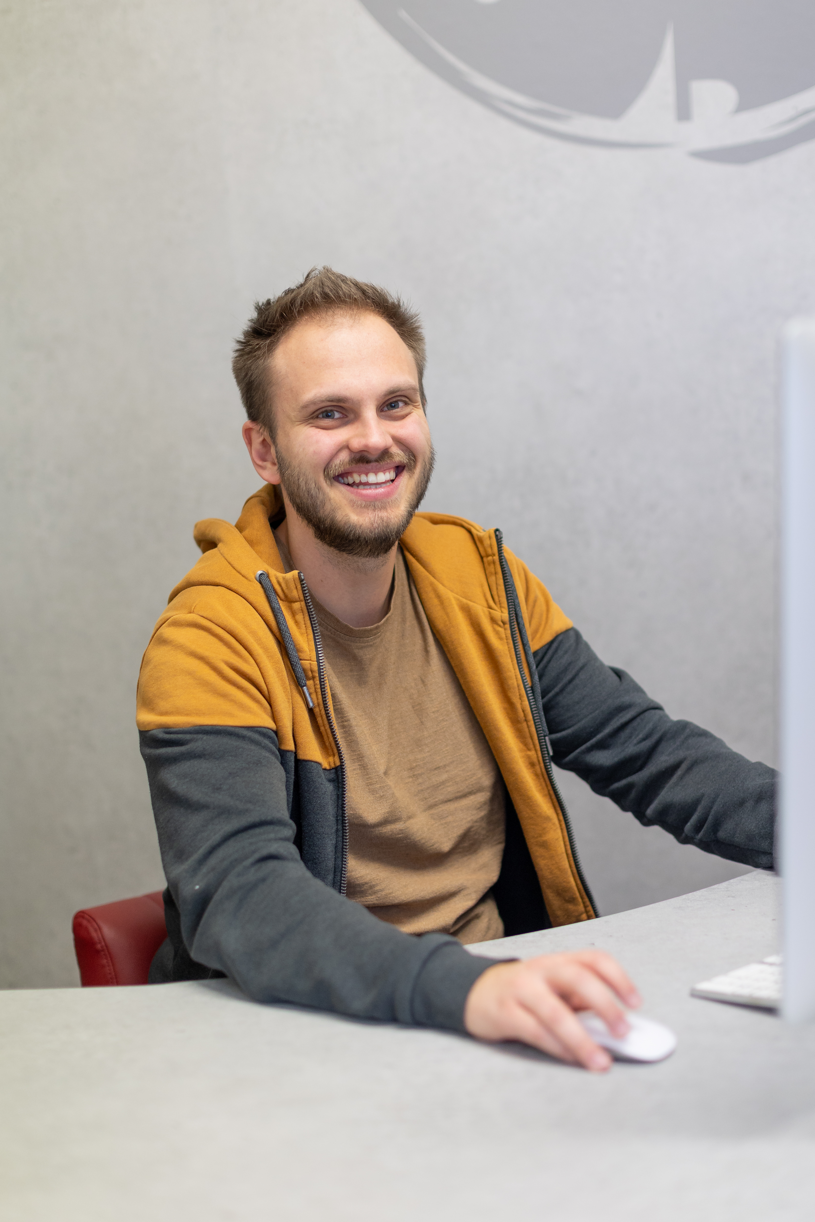 images/Team/Fauss-Max.jpg#joomlaImage://local-images/Team/Fauss-Max.jpg?width=3333&height=5000